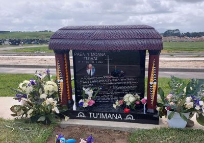 Lawn Memorials